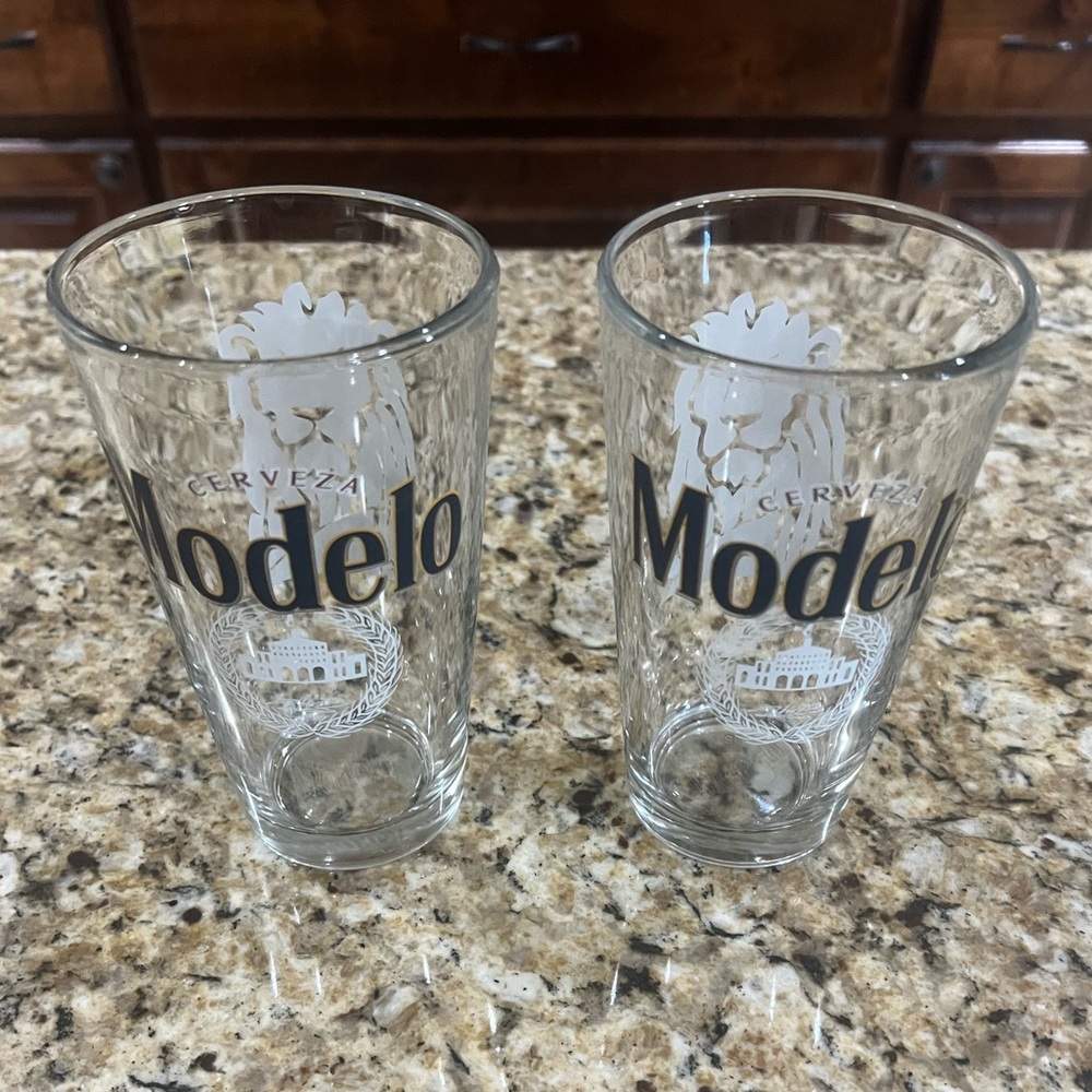New - Modelo Branded Beer Glass - Set of 2